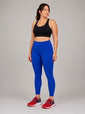 LULULEMON Fast & Free 7/8 Tight II *Non-Reflective Nulux 25"
Jet Stream